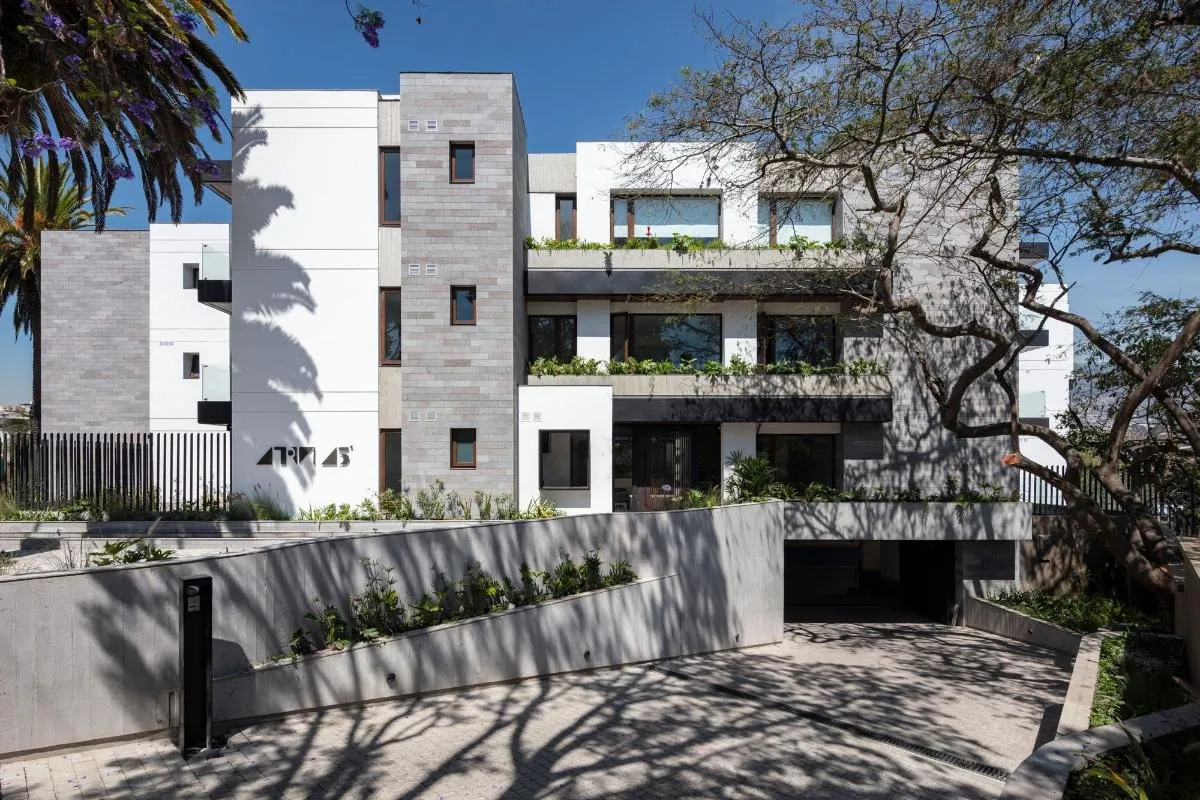 Atria 45 — Alvear Brown